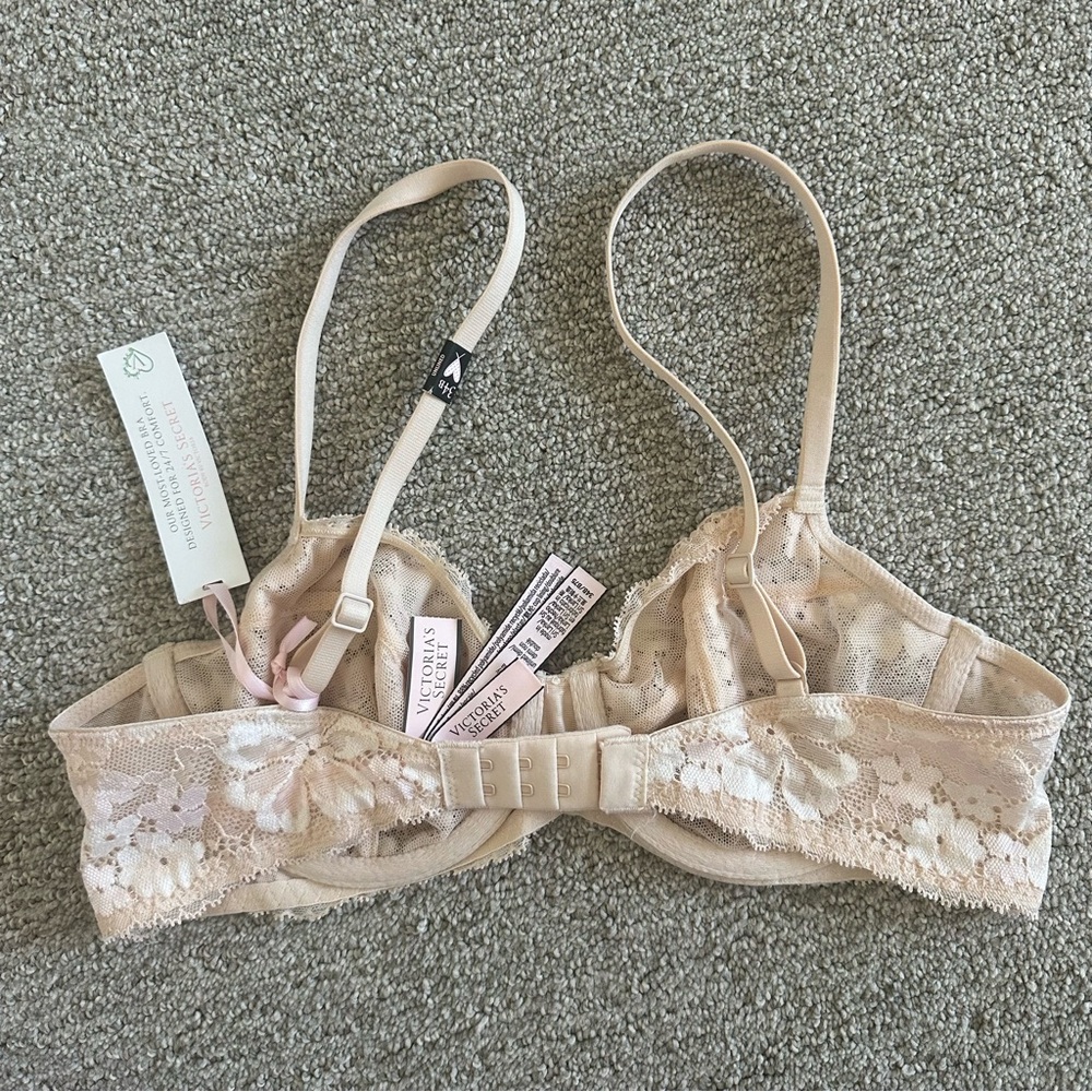 VIctoria Secret Unlined Demi Recycled Yarn Size 34B - Picture 5 of 7